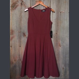 Lulu’s Hello World Wine Red Midi Dress - NWT
